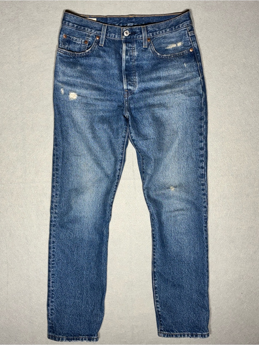 Women's Levi Jeans in Medium Blue